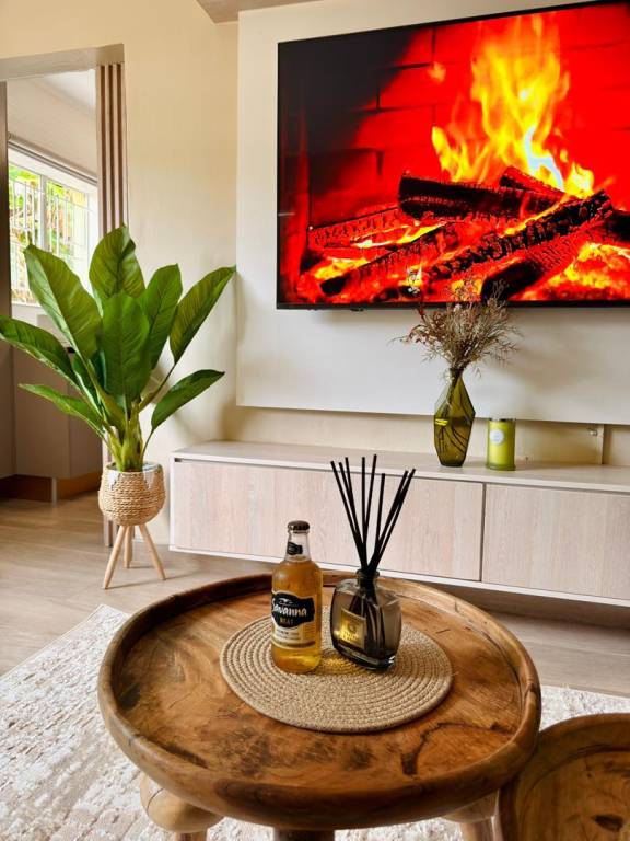 Messe Luxe on Nemakonde Way Avonlea