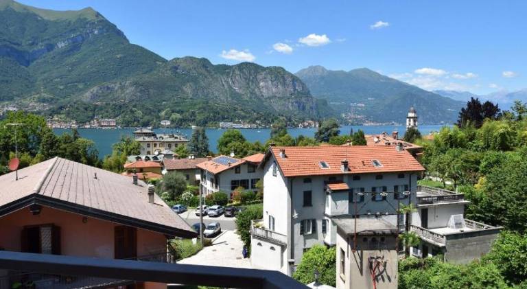 Serviced apartment with yard & terrace in Tremezzina