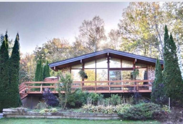 House  Chertsey
