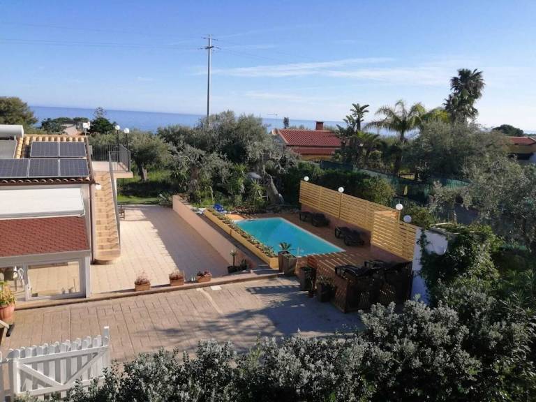 Villa  Mazzaforno