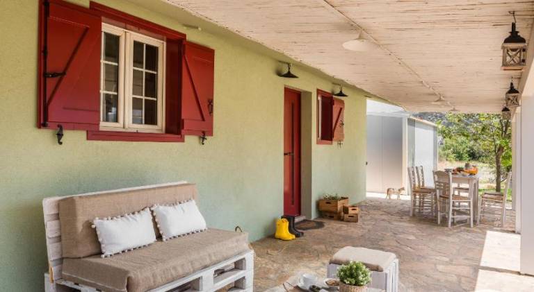 House with terrace, garden & grill in Kefalonia