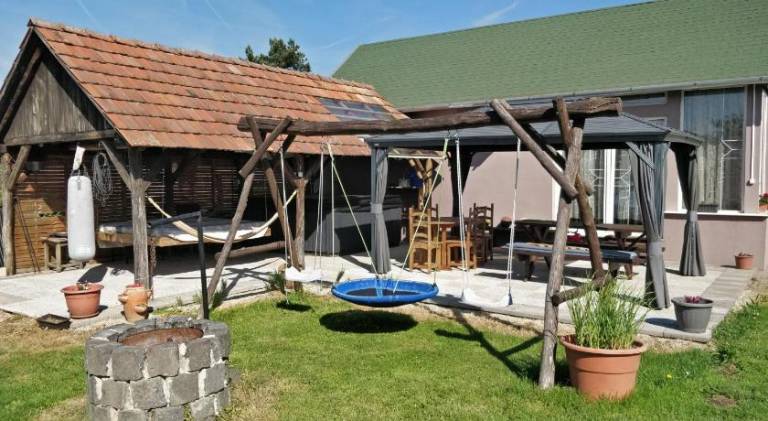 Apartman Egervár