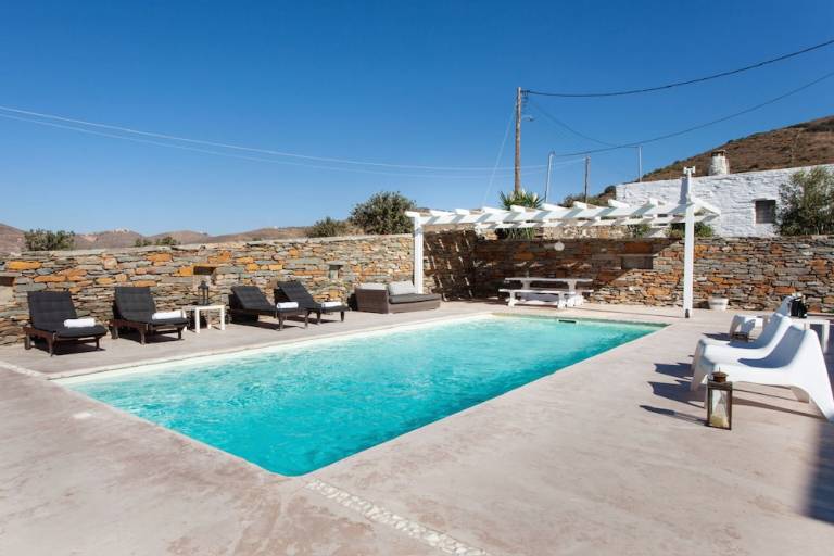 House  Paralia Otzias
