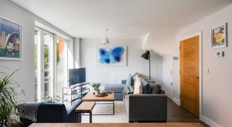 Vacation home | Near Bristol Cathedral | Good for workation — photo 3