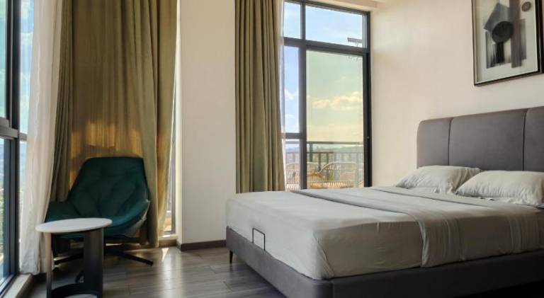 Serviced apartment with pool — photo 2