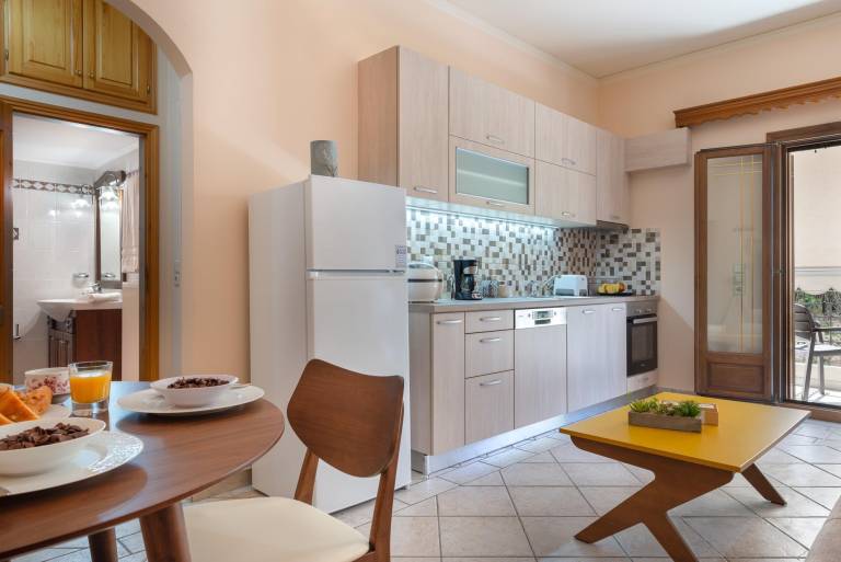 Rental apartment with patio in Kefalonia