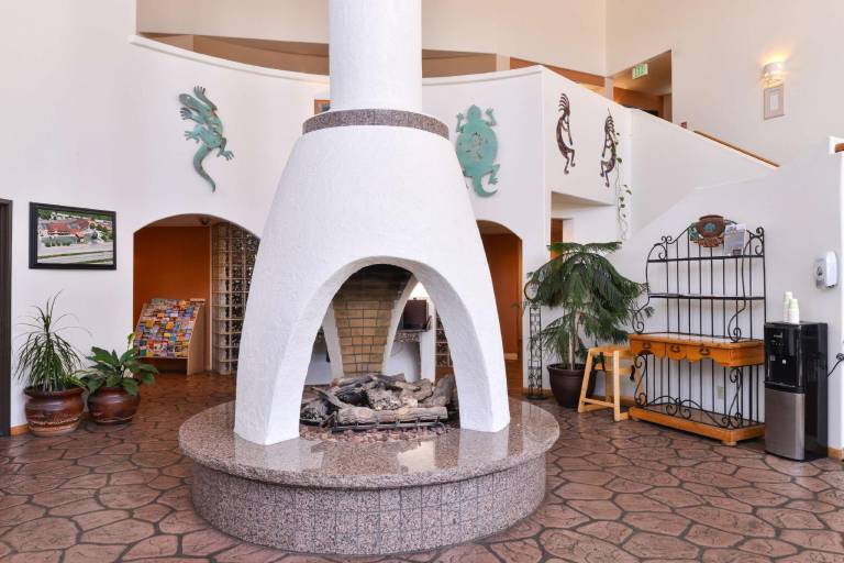 Best Western Kiva Inn — photo 5