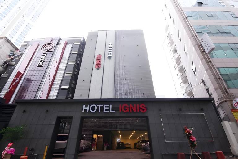 Hotel Ignis