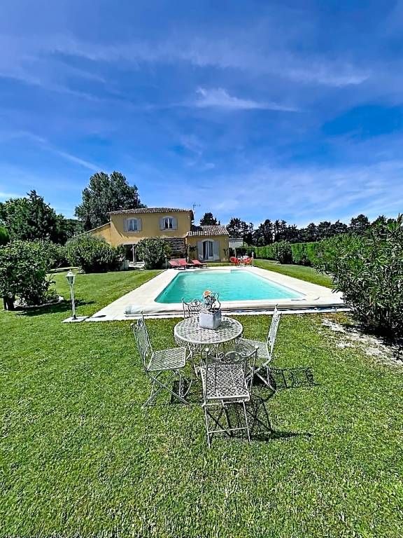 House with garden, patio & private pool — photo 2