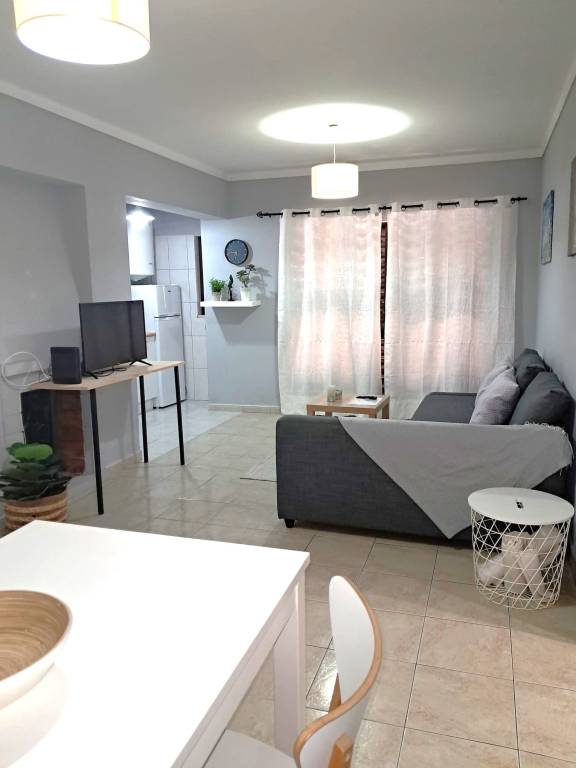 Holiday apartment with yard — photo 3