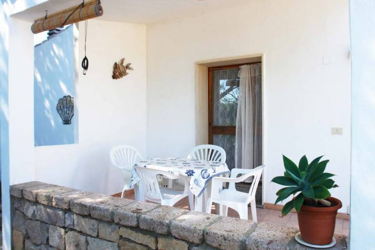 Family-oriented villa with garden & patio | Dogs allowed — photo 2
