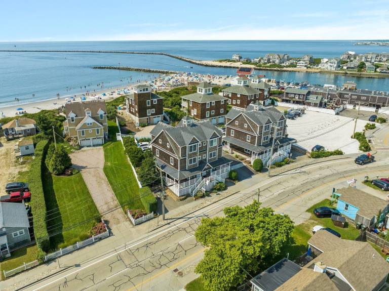 House Narragansett