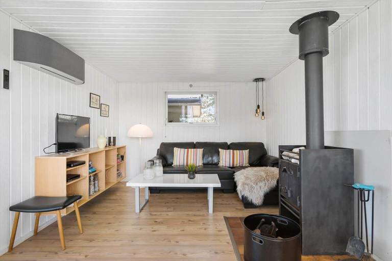 House with terrace & grill | Sea view — photo 3