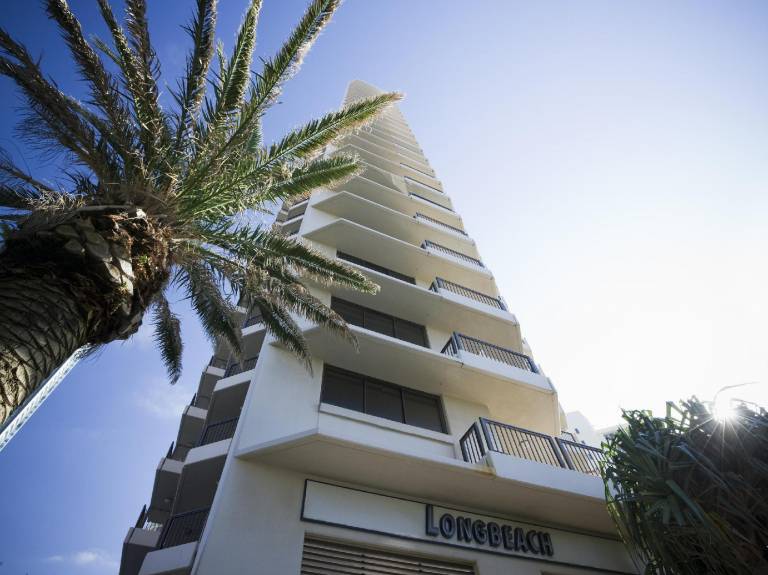 Serviced apartment  Surfers Paradise