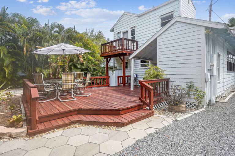 House Saint Pete Beach