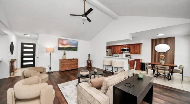 Vacation home | Dogs allowed in Pasadena, TX