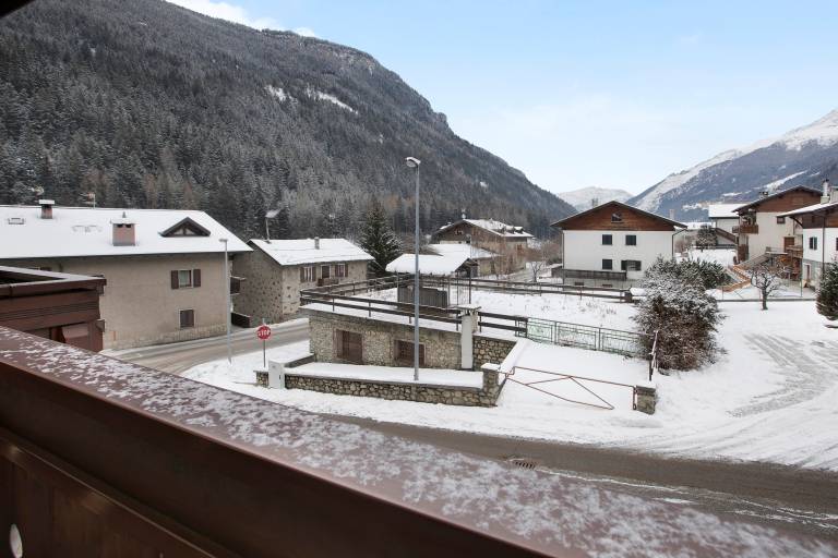 Apartment "Monolocale Iris 1" with Mountain View, Balcony & Wi-Fi — photo 3