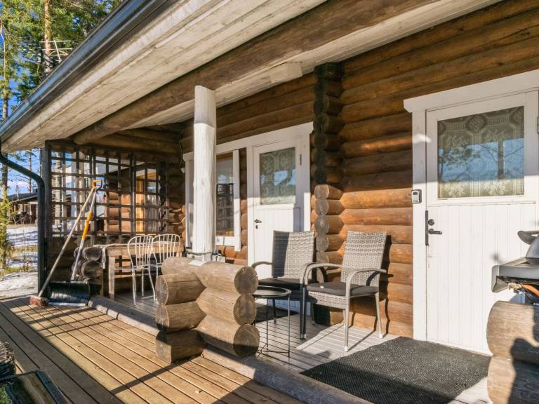 Vacation home with sauna & terrace | Nature view — photo 4