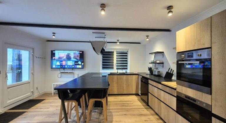 Vacation home with 2 rooms for 5 persons in Rouen