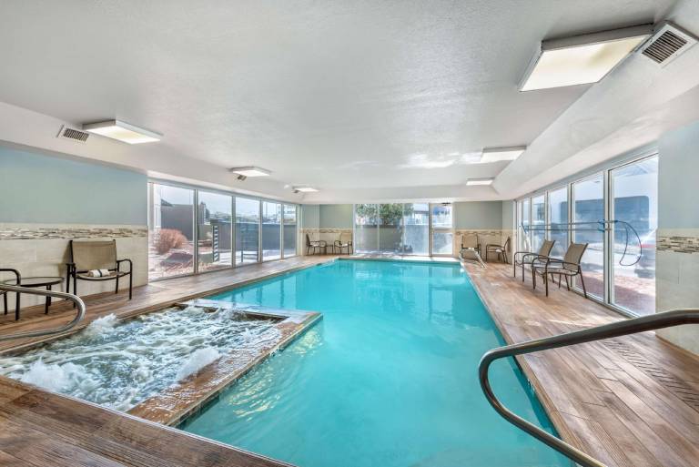 Best Western Plus Peak Vista Inn & Suites — photo 2