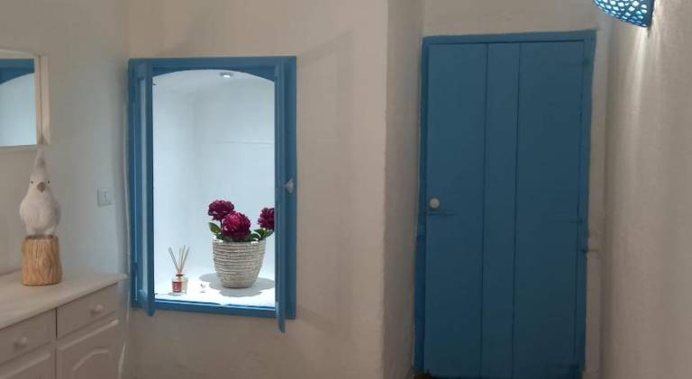 Apartment with 2 rooms for 5 persons — photo 4