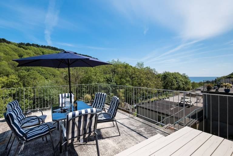 House Looe