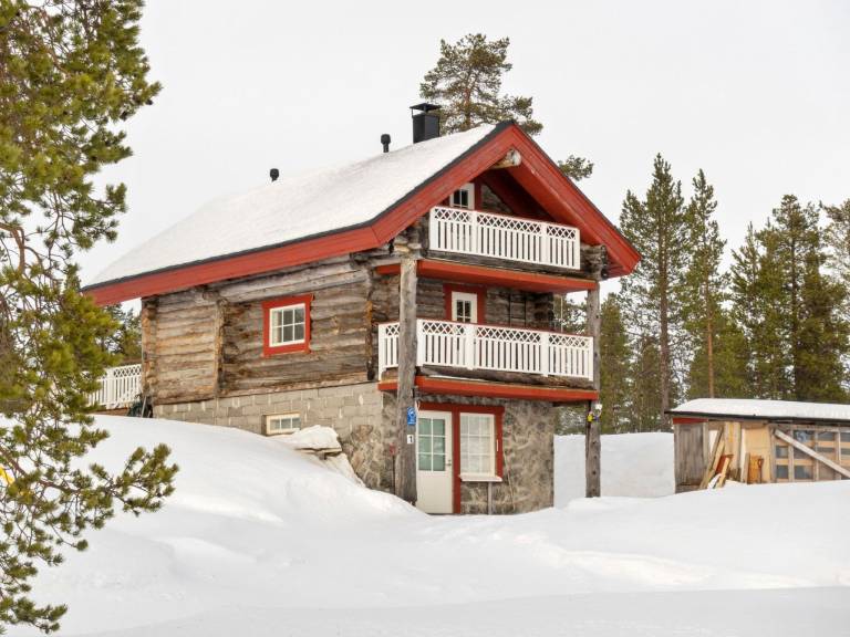 Beautiful vacation home with sauna & patio | Pet-friendly in Enontekio