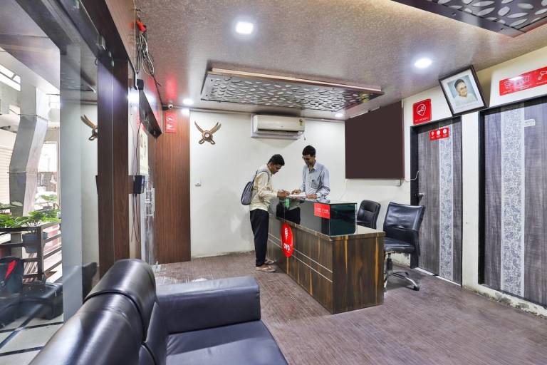 Daksh Hotel & Restaurant — photo 2