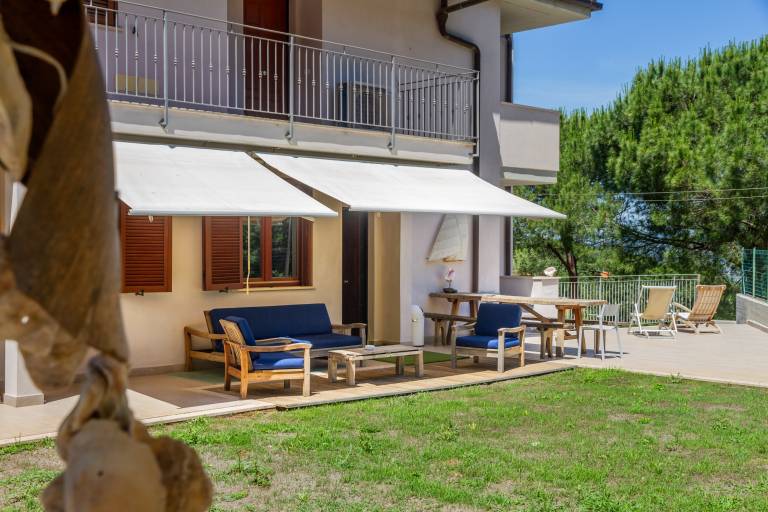 Apartment 'Aia Delle Streghe Scarlino Maremma' with Private Terrace, Private Garden and Balcony in Scarlino