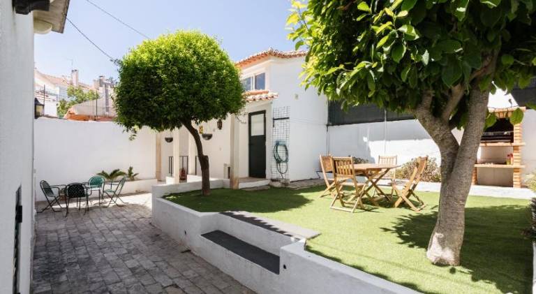 Lovely villa with patio, barbeque & yard | Next to Jerónimos Monastery | Pet-friendly — photo 5