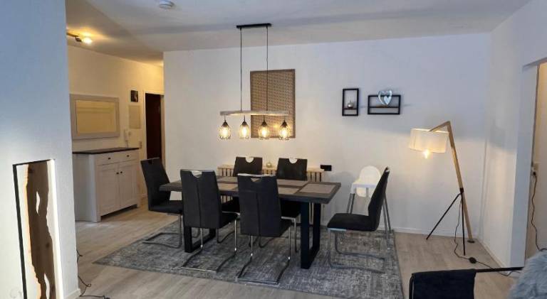Timos Dahoam 93qm Balkon und familienfreundlich in Nesselwang