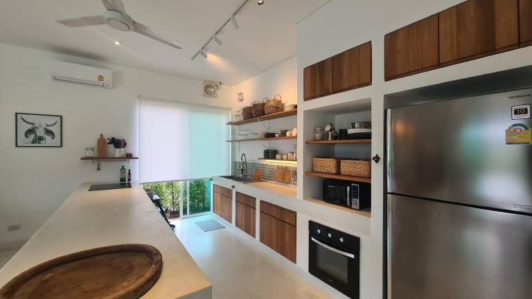 Child-friendly nice villa with grill, yard & pool | Good for workation | Pets are welcome — photo 5