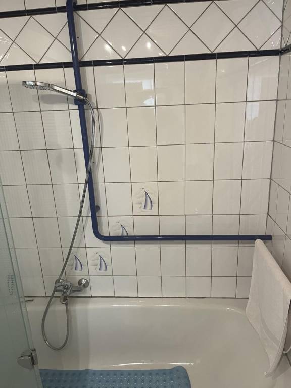 Family-friendly rental apartment with patio | Pet-friendly — photo 3