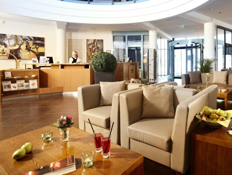 Hotel Kiel by Golden Tulip — photo 4