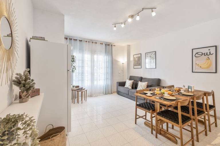 Vacation Apartment 'Las Vistas Beach By Agüita Salada' with Balcony and Wi-Fi in Santa Cruz de Tenerife