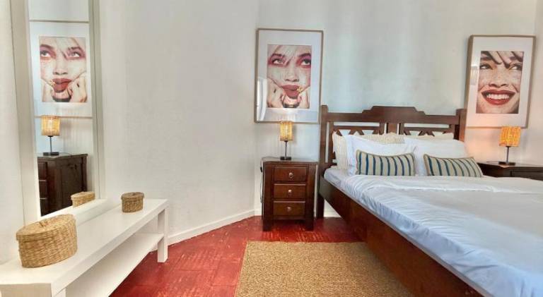 Holiday apartment with 1 room for 2 persons in Almada