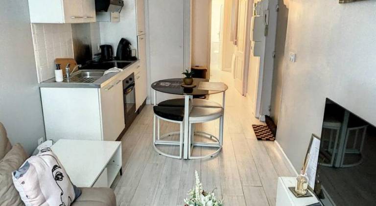 Apartment with 1 room for 2 persons in Compiègne