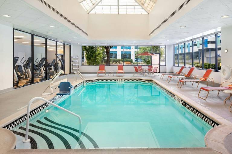 Sheraton Lincoln Harbor Hotel — photo 3