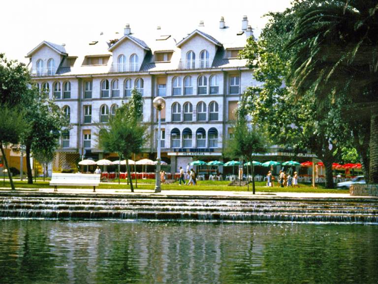 Apartment with patio | Close to the beach | Pets are welcome in Santander