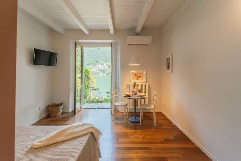 Family-friendly pleasant rental apartment with terrace & garden | Lake view | Pet-friendly — photo 2