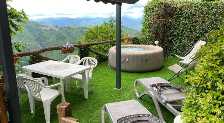 Pleasant vacation home with terrace, garden & barbeque | Pets allowed — photo 5