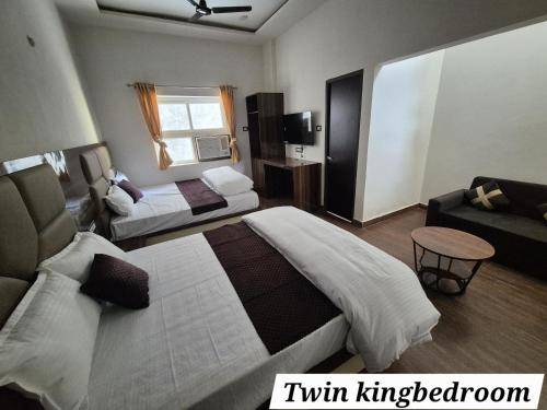 Hotel Varanasi Suites