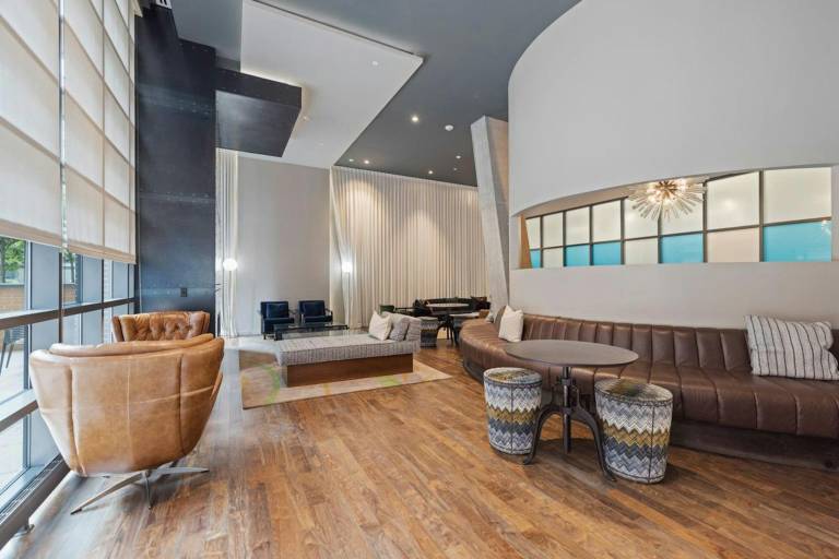 Placemakr Marymount Ballston — photo 2