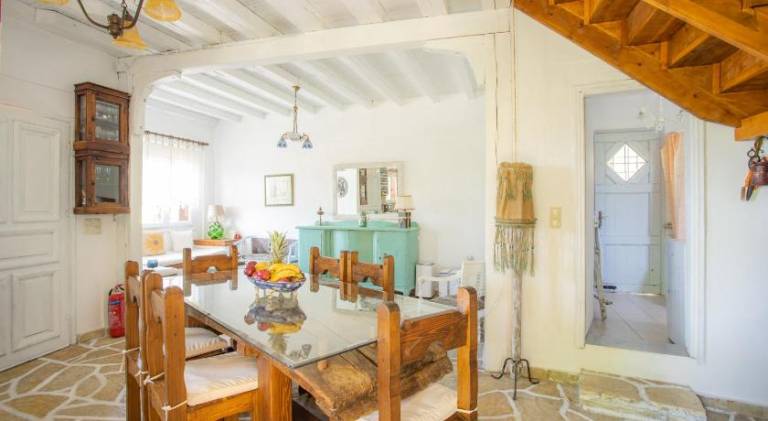 House with terrace in Lefkada