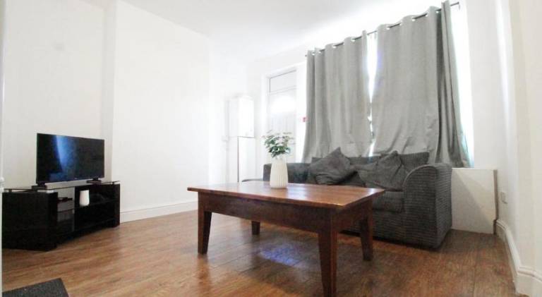 Charming apartment | Dogs allowed in Luton