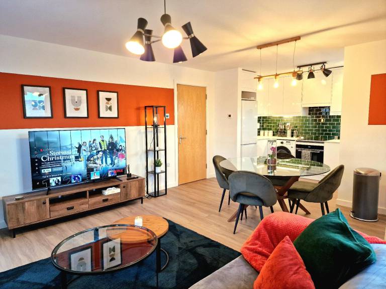 Luxury Station Apartment by Paymán Club in Cambridge