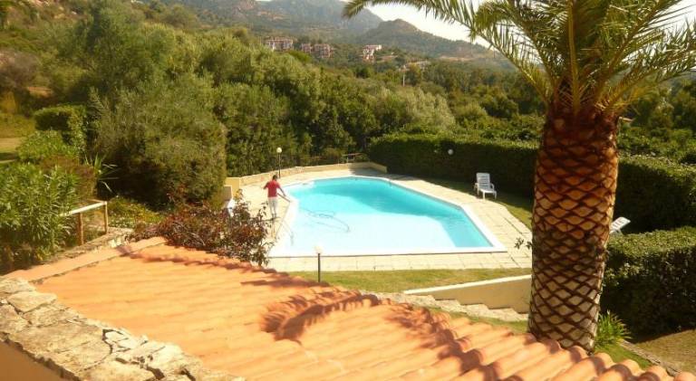 Villa with terrace, barbeque & pool | Pet-friendly — photo 2