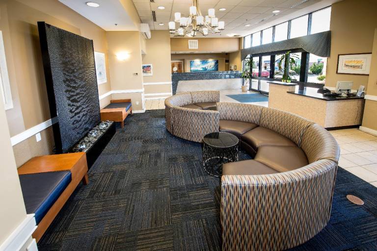 Ramada Plaza by Wyndham Virginia Beach Oceanfront — photo 2