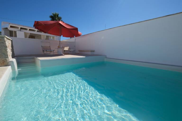 Villa with hot tub, private pool & BBQ | Nature view — photo 3