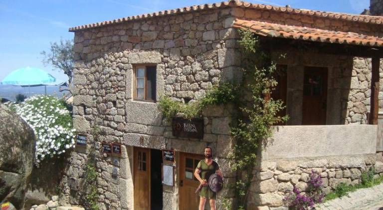 Quarto (B&B) Monsanto